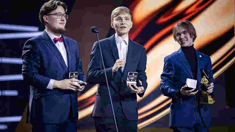 AdreN锐评：s1mple回归、NiKo加入Falcons和m0NESY建议