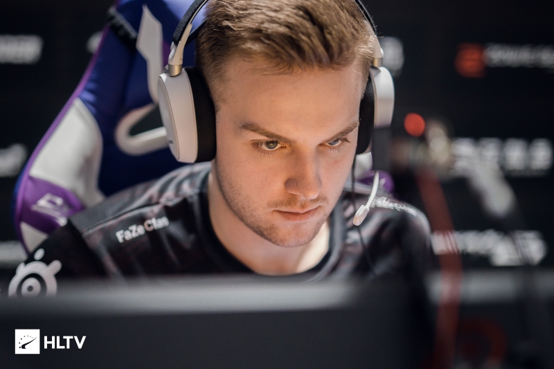 Rare Atom vs RNG赛前数据前瞻：双方的场均对线期经济差均为倒数